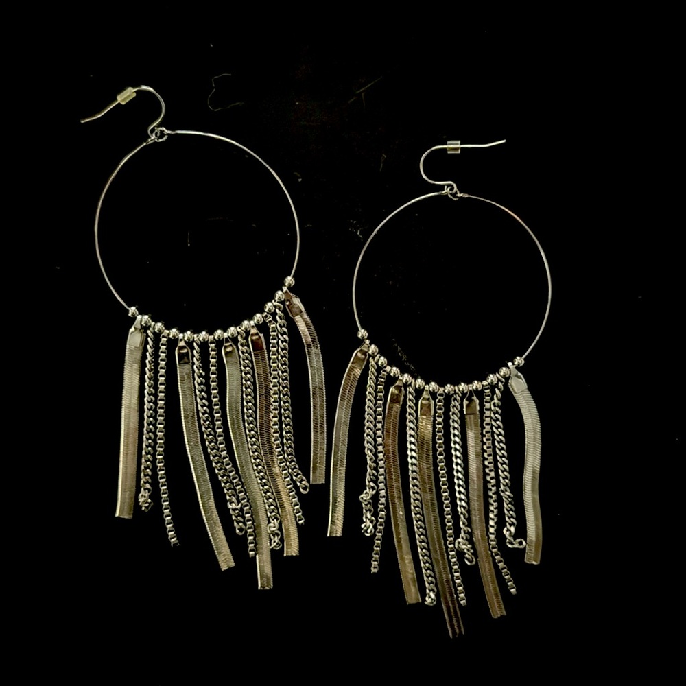 Circle chain earrings